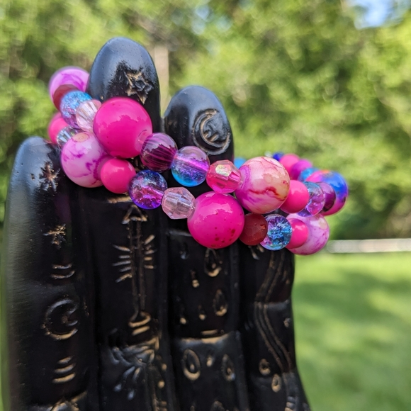 Hot Pink Beads Sparkly Bracelet Glam Cute Handmade Beads Barbie - Picture 10 of 14